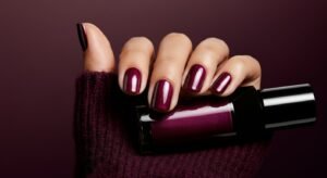 Illustrative image for Selena Gomez’s Spiced-Plum Mani: A Strategic Shift in Nail Trends