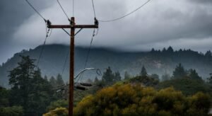 Illustrative image for Why NorCal Storm Outages Persist: A Grid Reliability Analysis