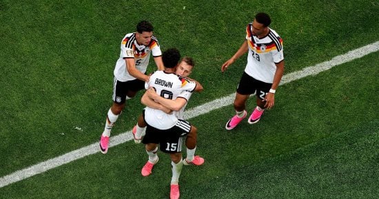 منتخب ألمانيا يواجه اليونان في الجولة الثانية من دوري الأمم الأوروبية على ملعب إس جي إل أرينا