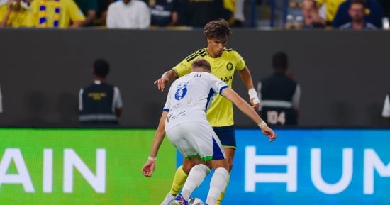 مباراة النصر والخليج في الدوري السعودي على ملعب الأمير محمد بن فهد