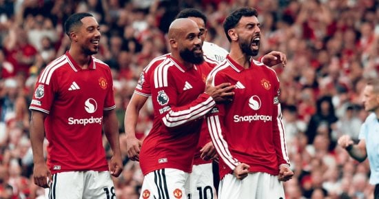 مانشستر يونايتد يستعد لمواجهة برايتون على ملعب أولد ترافورد في كأس الرابطة الإنجليزية